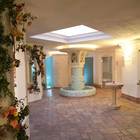 Hotel Waldheim Sarnonico