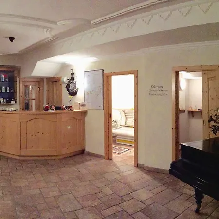 Hotel Waldheim Sarnonico